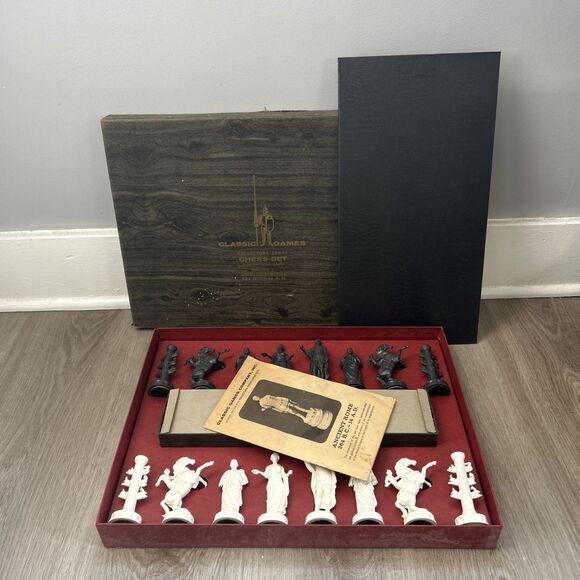 Classic Games Chess Set Collector Series Ancient Rome 264 BC 14 AD 1st Edition - Picture 1 of 8
